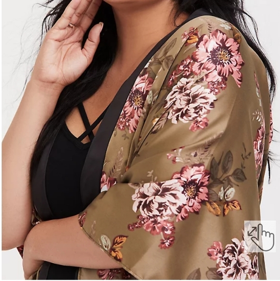 Torrid Ruana - Picture 2 of 4